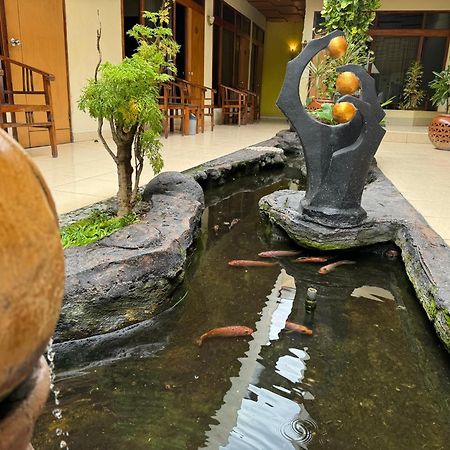 Hotel Priangan Cirebon Dış mekan fotoğraf