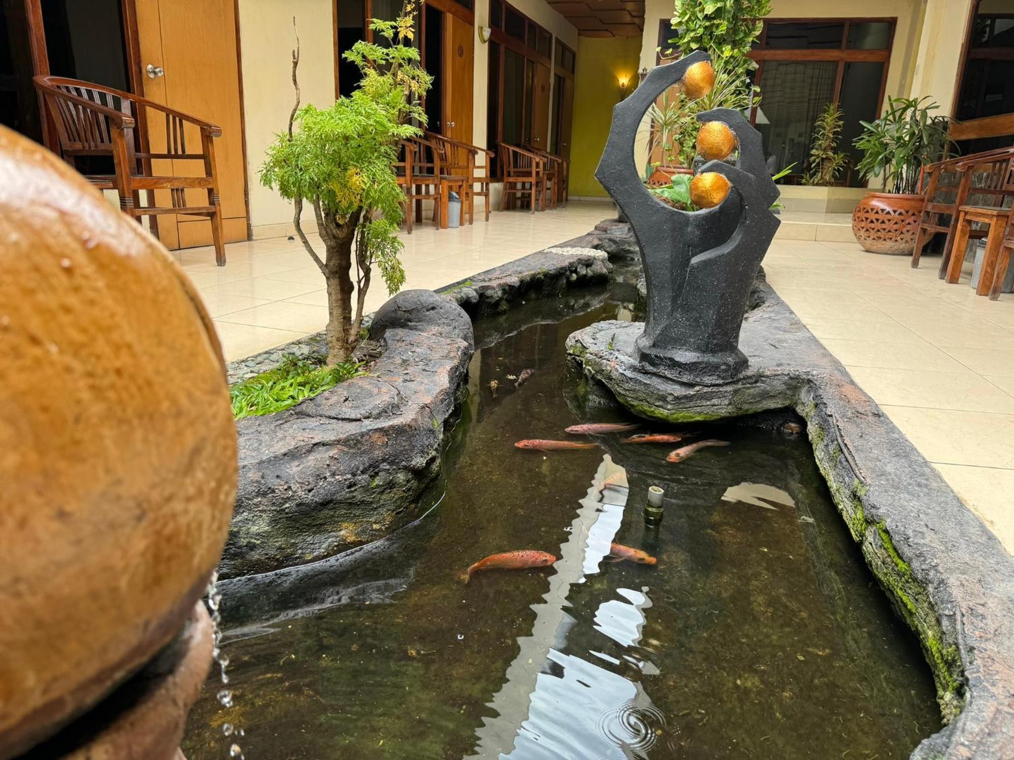 Hotel Priangan Cirebon Dış mekan fotoğraf