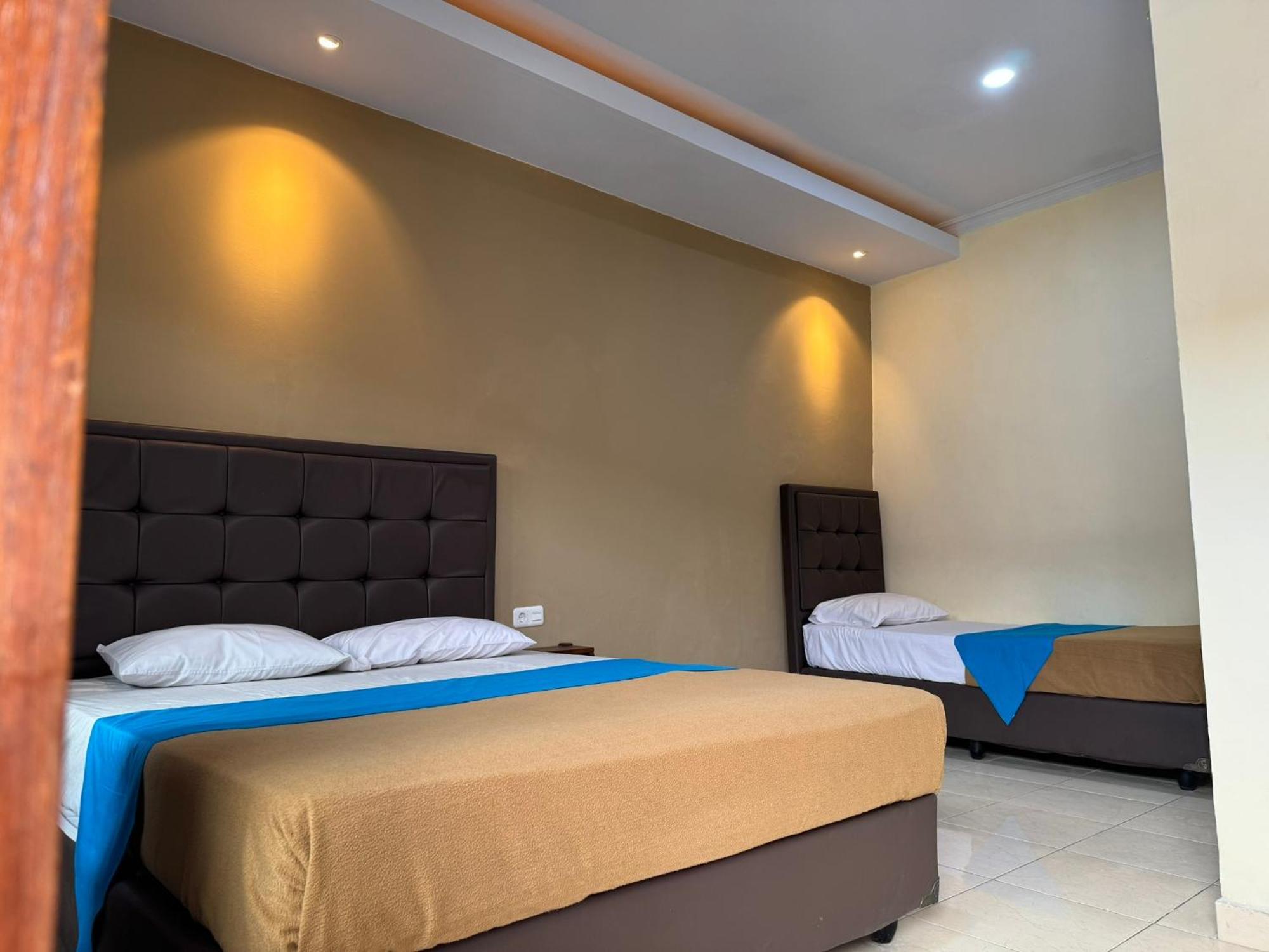 Hotel Priangan Cirebon Dış mekan fotoğraf