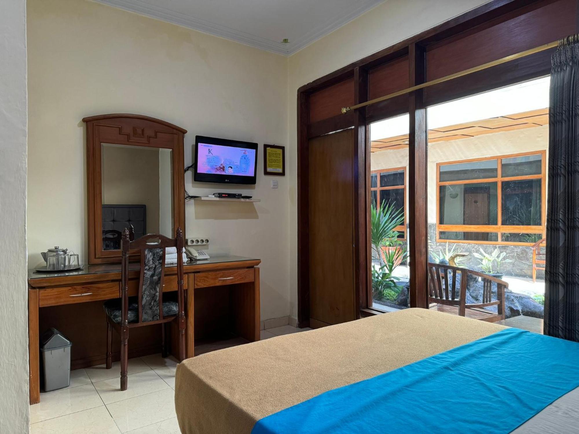 Hotel Priangan Cirebon Dış mekan fotoğraf